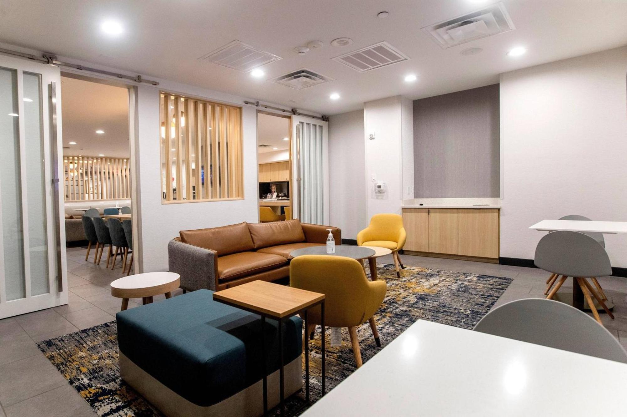 Towneplace Suites By Marriott Conroe Luaran gambar