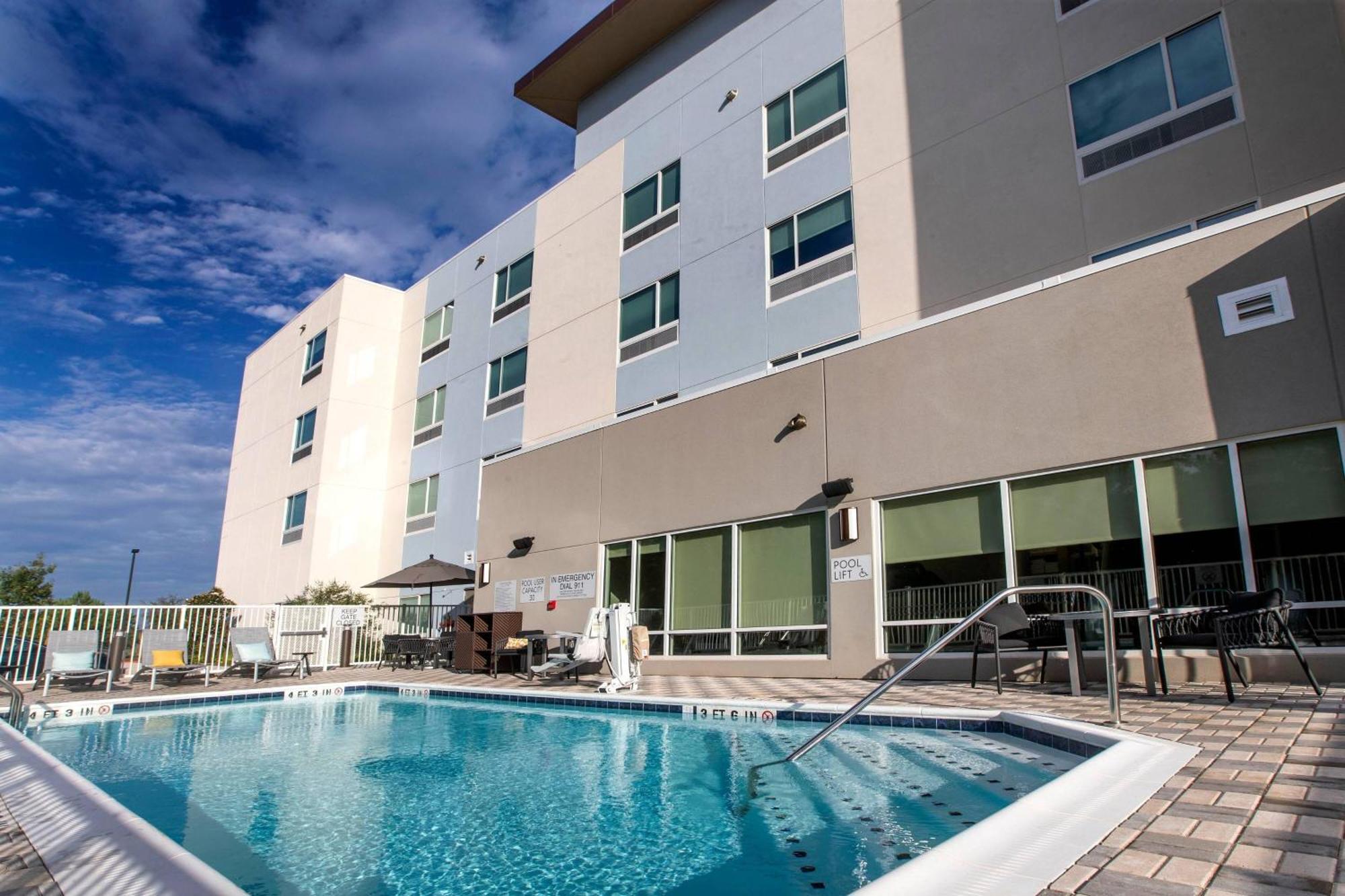 Towneplace Suites By Marriott Conroe Luaran gambar