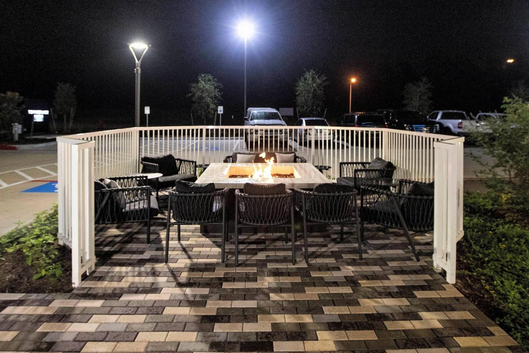 Towneplace Suites By Marriott Conroe Luaran gambar