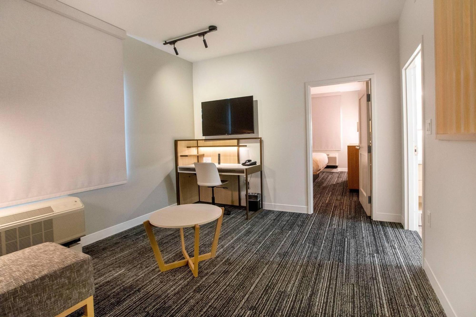 Towneplace Suites By Marriott Conroe Luaran gambar